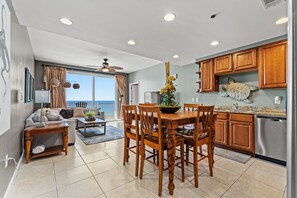 Interior - WINTER SPECIALS! King, Full, bunks & sofa sleeps 8! Free Reserved Beach Chairs! (Panama City Beach)