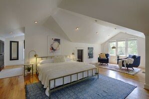 3 camere, una scrivania, ferro/asse da stiro, Wi-Fi gratuito