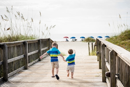 OCEANFRONT. Enjoy Sunrises and Ocean from your balcony.
