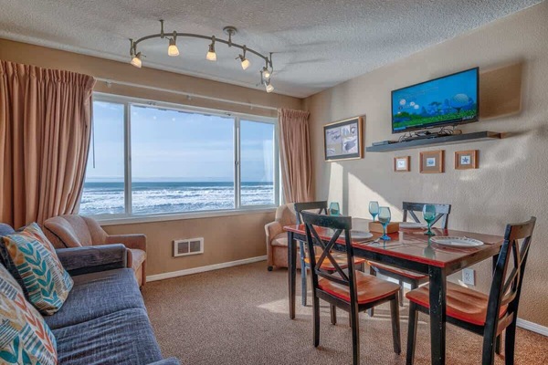 Welcome to Unit 327, Squid Pro Quo