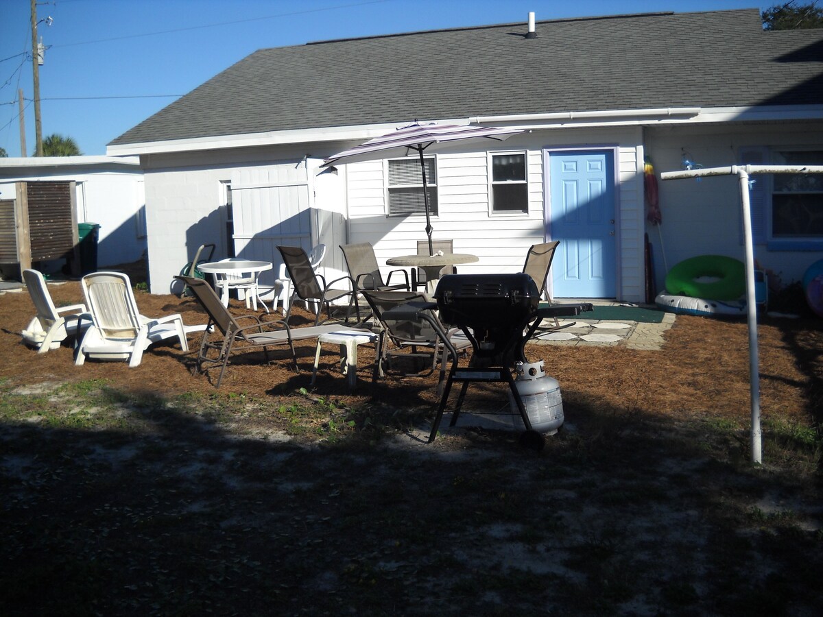 Photo 13 of Great Tarpon Getaway Sleeps 8,Pet Friendly,Steps to the Beach