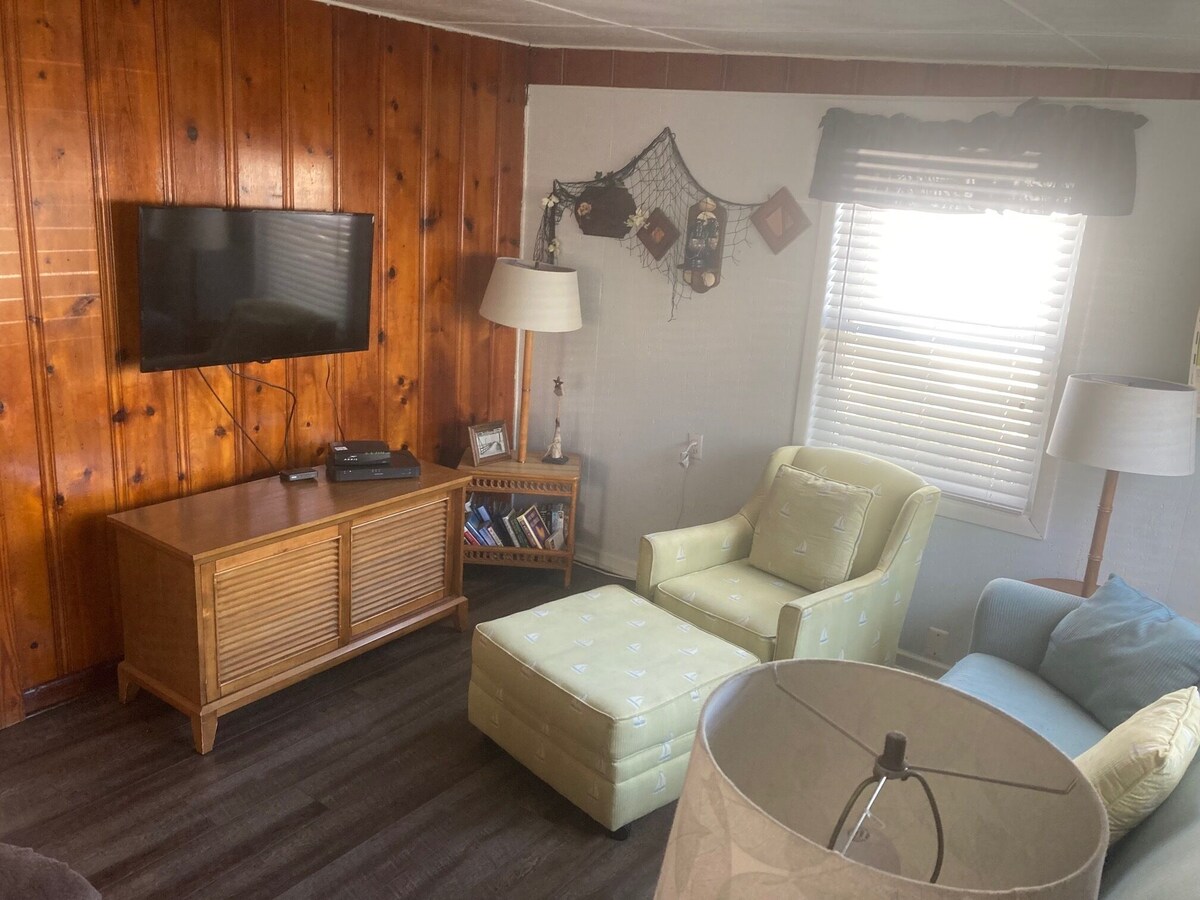 Photo 23 of Great Tarpon Getaway Sleeps 8,Pet Friendly,Steps to the Beach