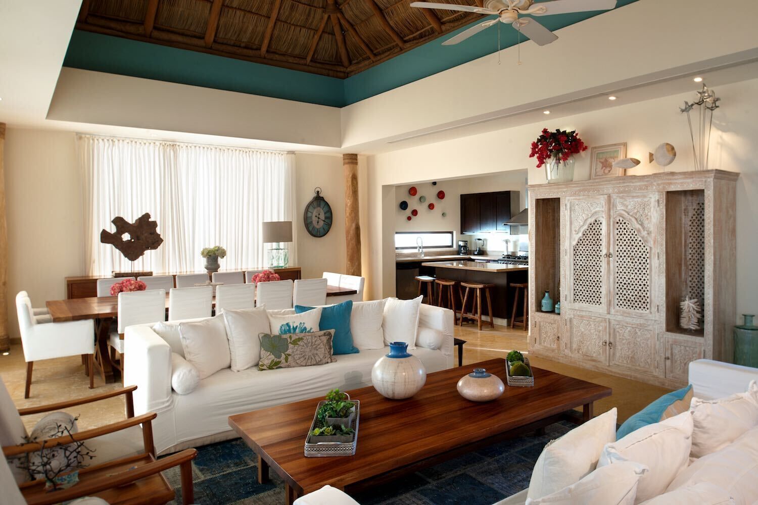 Beach Front LUXURY PH in Los Veneros THE BEST VIEW