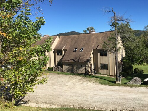 Spacious Townhouse on the Killington Access Road
