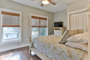 3 多间卧室、熨斗/熨衣板、免费 WiFi、床单