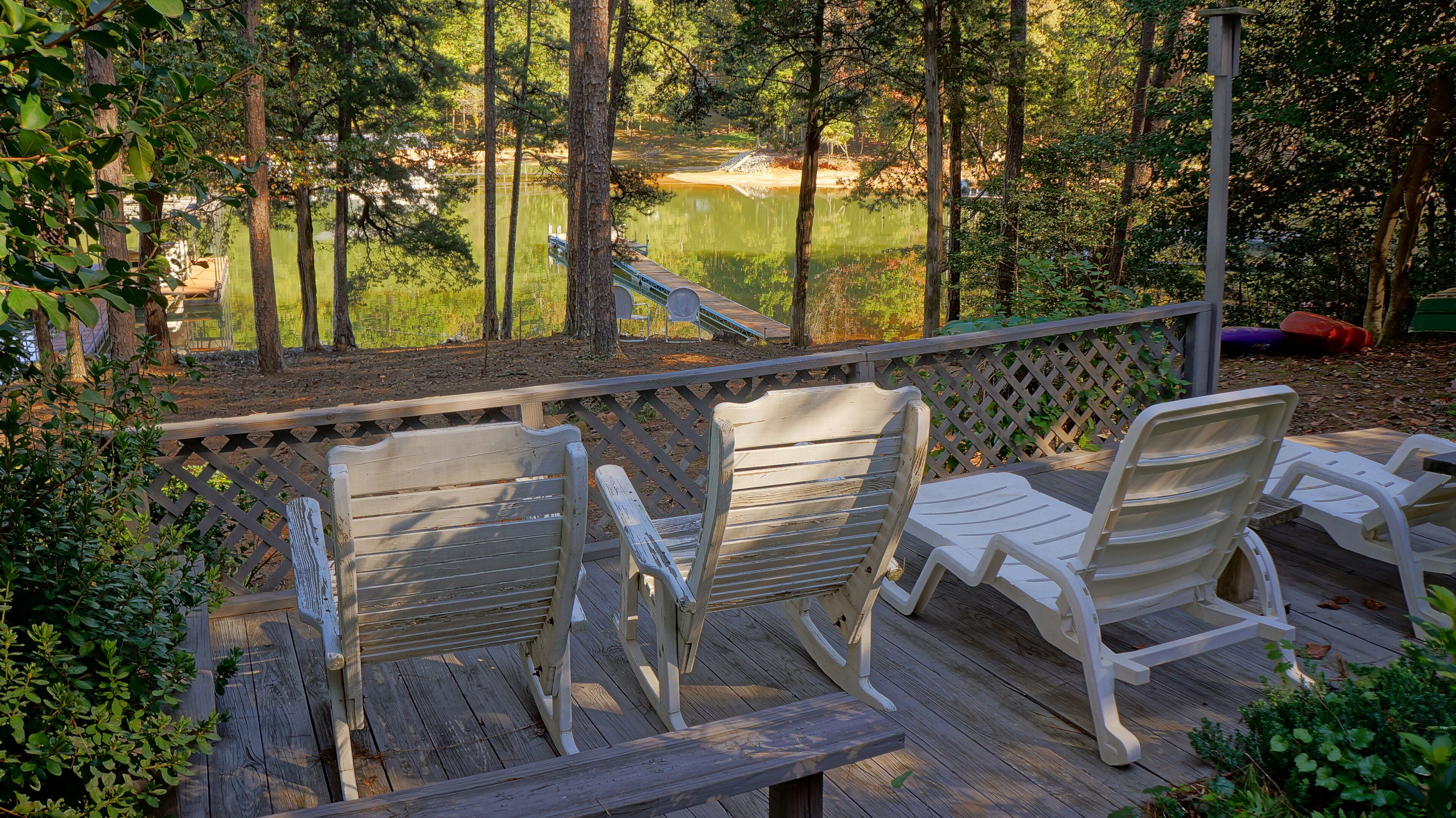 Lower deck