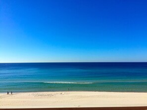 On the beach, sun-loungers - INVITING BEACH UNIT WITH OCEANS VIEWS - BEACH CHAIR SERVICE AND PREMIER PARKING! (Panama City Beach)