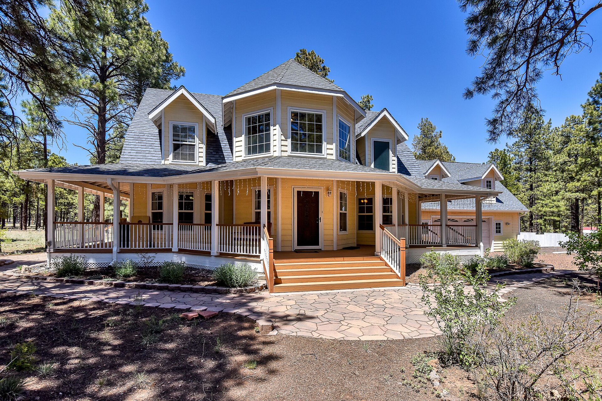 5 Acre Hidden Getaway, Completely Fenced 