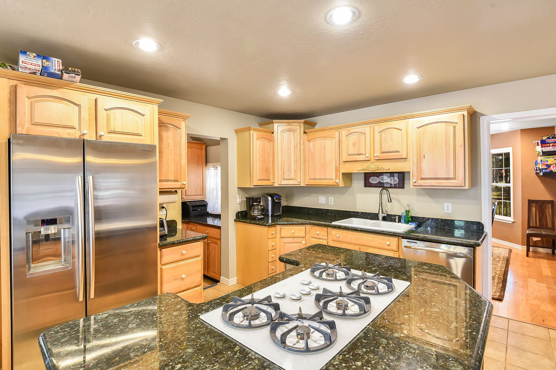 5 Acre Hidden Getaway, Completely Fenced 