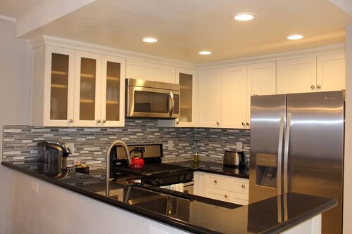 WOW Suite 3, uima-allas / kylpylä, lyhyt kävelymatka Disneylandiin, 5 tähden arvostelu *