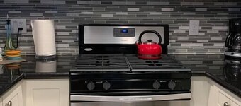 MAGICAL❤️POOLS♠WALK TO DISNEY❤️AC⭐️FREE PRKG♠250+ 5⭐️REVIEWS