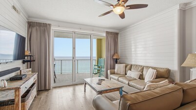 Emerald Isle 904 - Front row beach chair service included! Affordable rates!