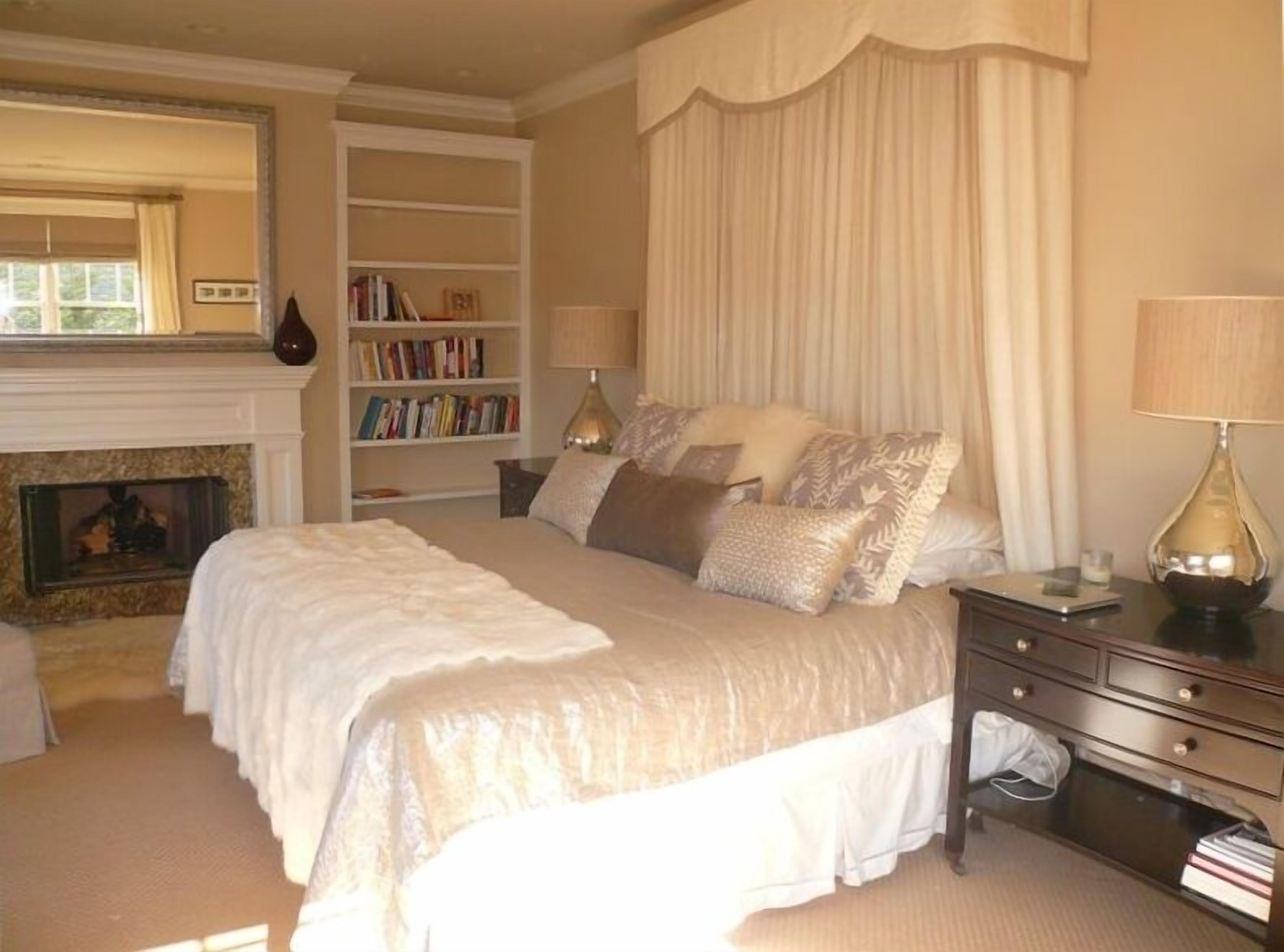 Luxury family home in the upscale Seattle area