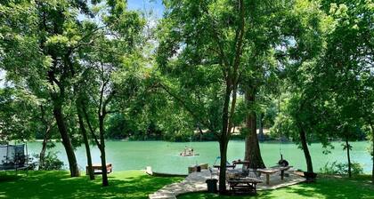 Riverfront talo Guadalupe-3BR W / Opt 4BR -Texas Hillin maanpäivän poistotalo