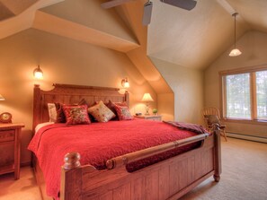 6 bedrooms, iron/ironing board, internet, bed sheets