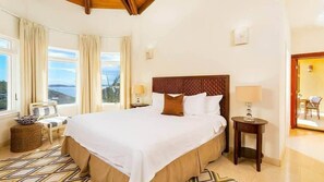 4 habitaciones, tabla de planchar con plancha, cuna de viaje y wifi 