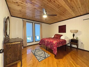 13 chambres, bureau, fer et planche à repasser, Wi-Fi gratuit