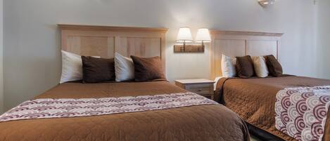 1 bedroom, desk, iron/ironing board, free WiFi