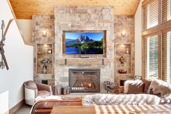 Living room with new Oled TV