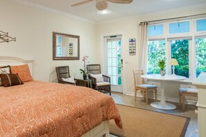 Classic Apartment, 1 Queen Bed, Non Smoking | Individually decorated, individually furnished, iron/ironing board - 88 S. Ocean Blvd (Delray Beach)