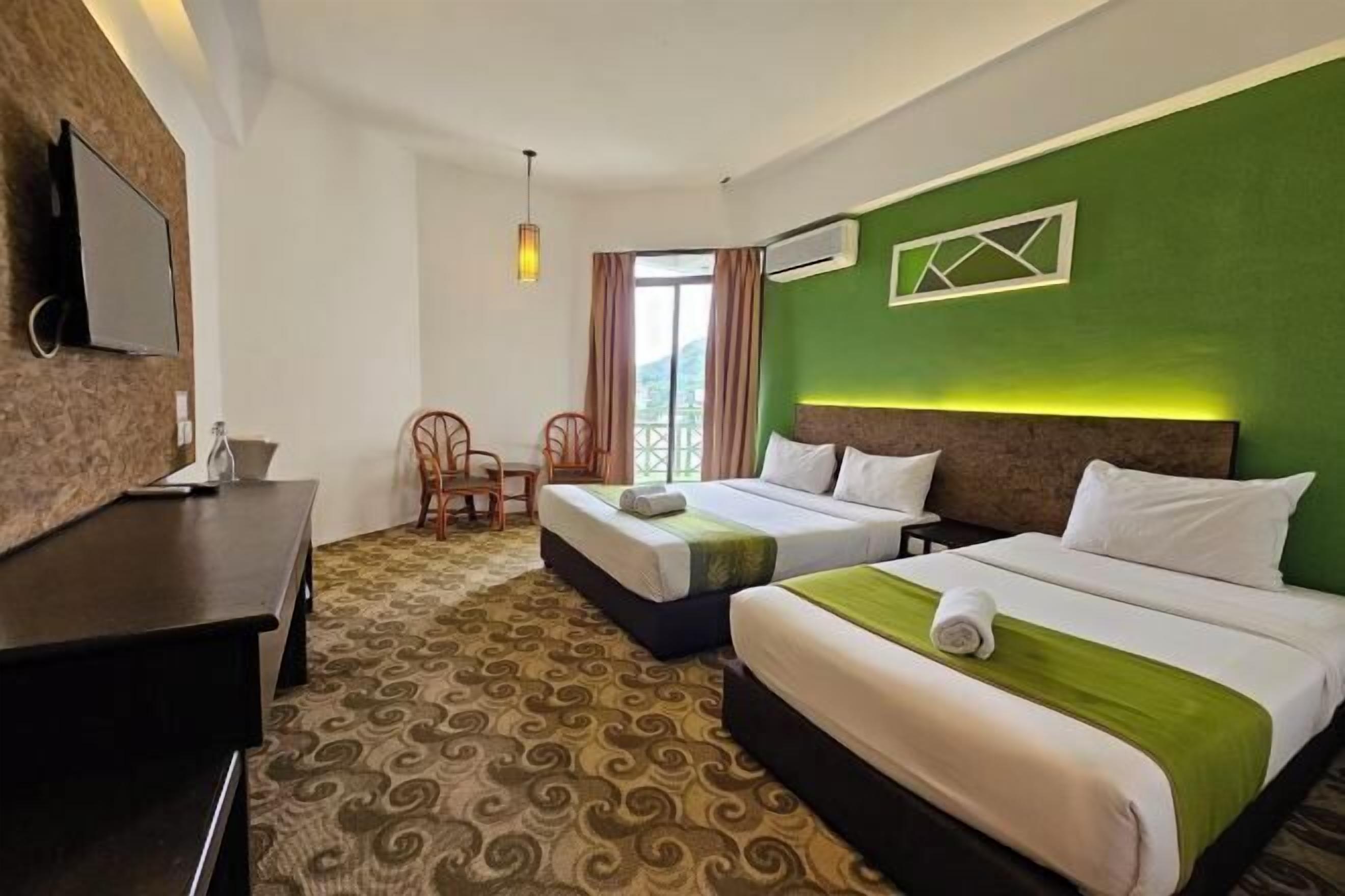 Peralatan tempat tidur premium, peti besi dalam bilik 