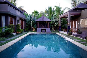 Outdoor pool - Homayoon Villa (Ubud)