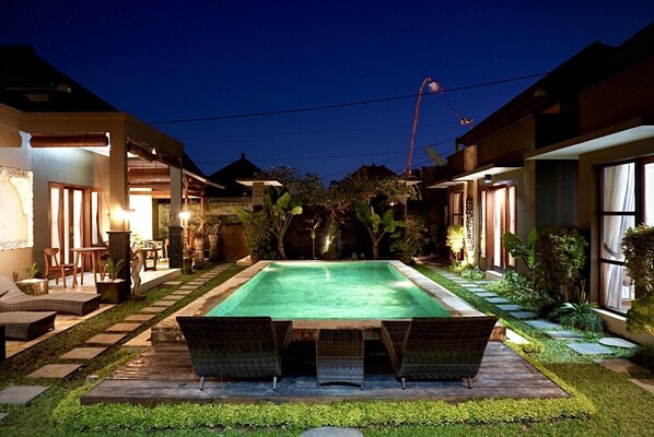 Outdoor pool - Homayoon Villa (Ubud)