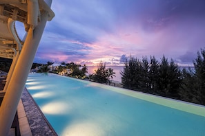 Outdoor pool, free pool cabanas