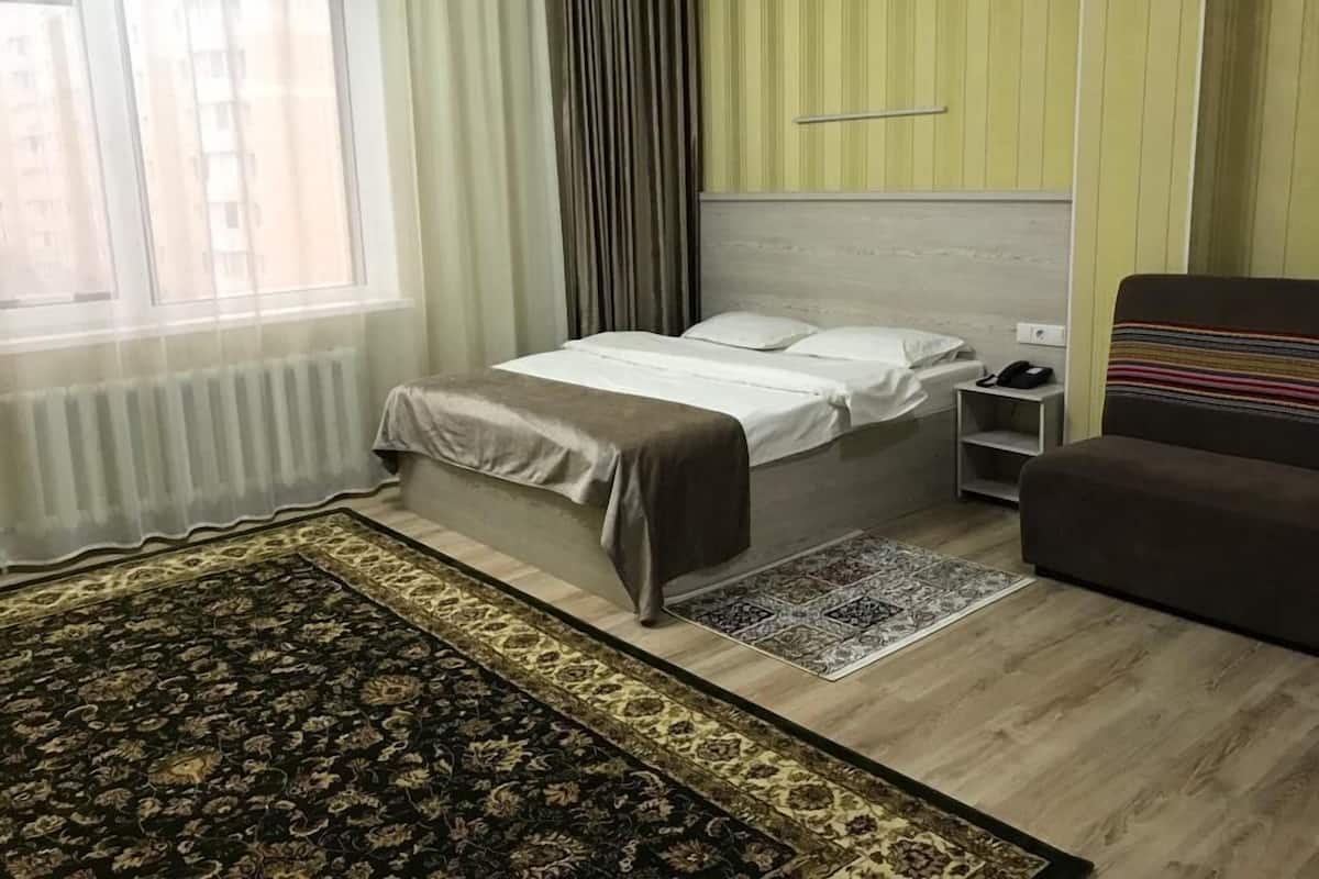 Standard Double Room | Desk, blackout drapes, iron/ironing board (on request), WiFi (free)