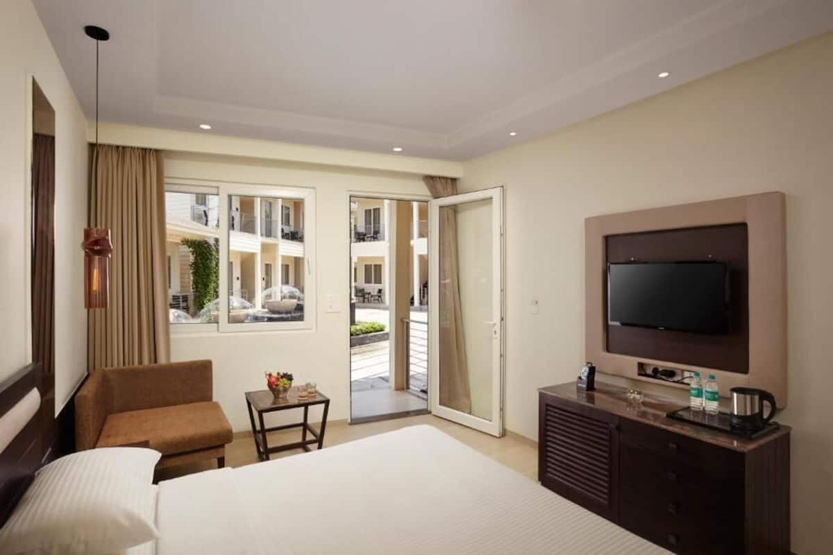 1 bedroom, minibar, in-room safe, blackout drapes