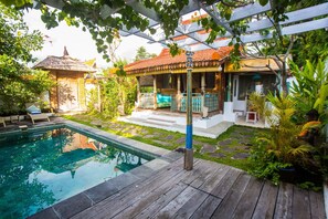 传统别墅, 2 间卧室, 私人游泳池, 海滨 | 高档床上用品、Select Comfort 床、迷你吧、客房内保险箱