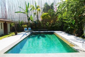 私人游泳池