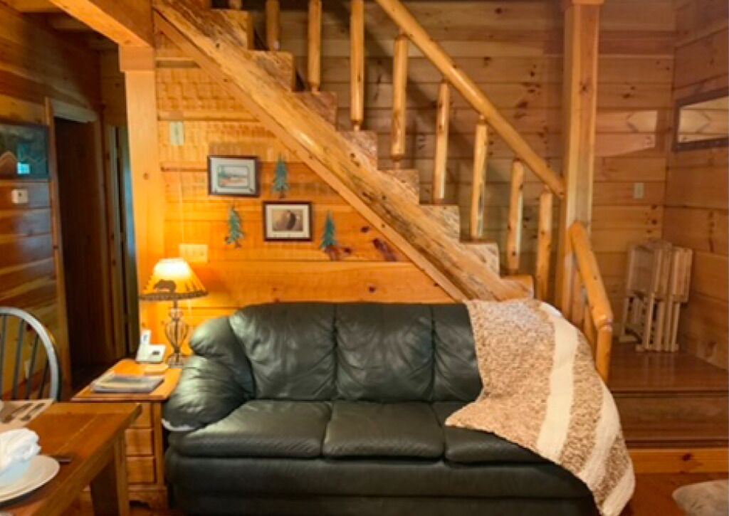 Hilltop Haven Cabin: Mountain Log Cabin With Hot Tub