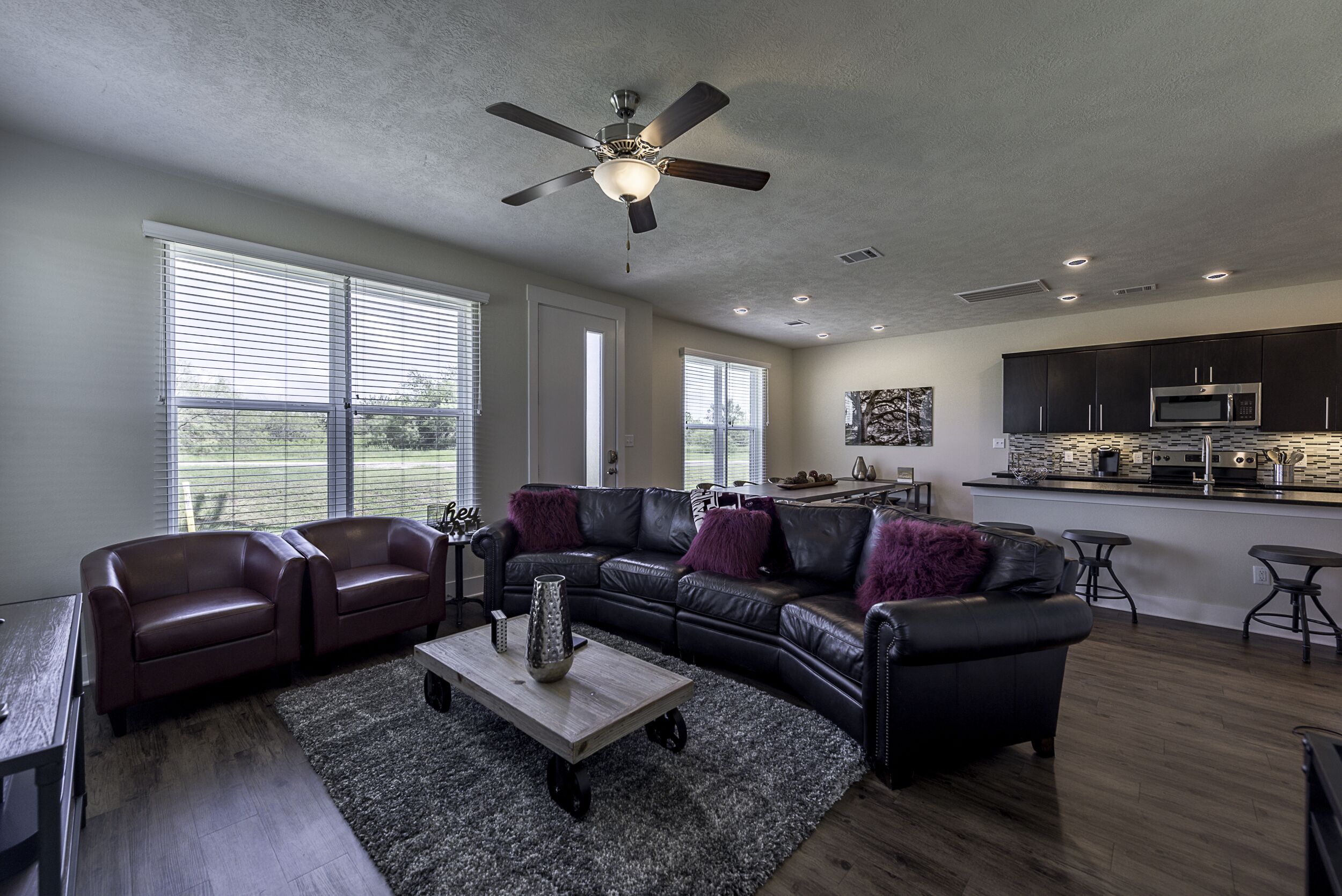 Wonderful, Spacious, Upscale Townhome near Texas A&M University