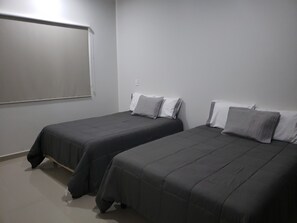 2 habitaciones, caja de seguridad en la habitación y internet 