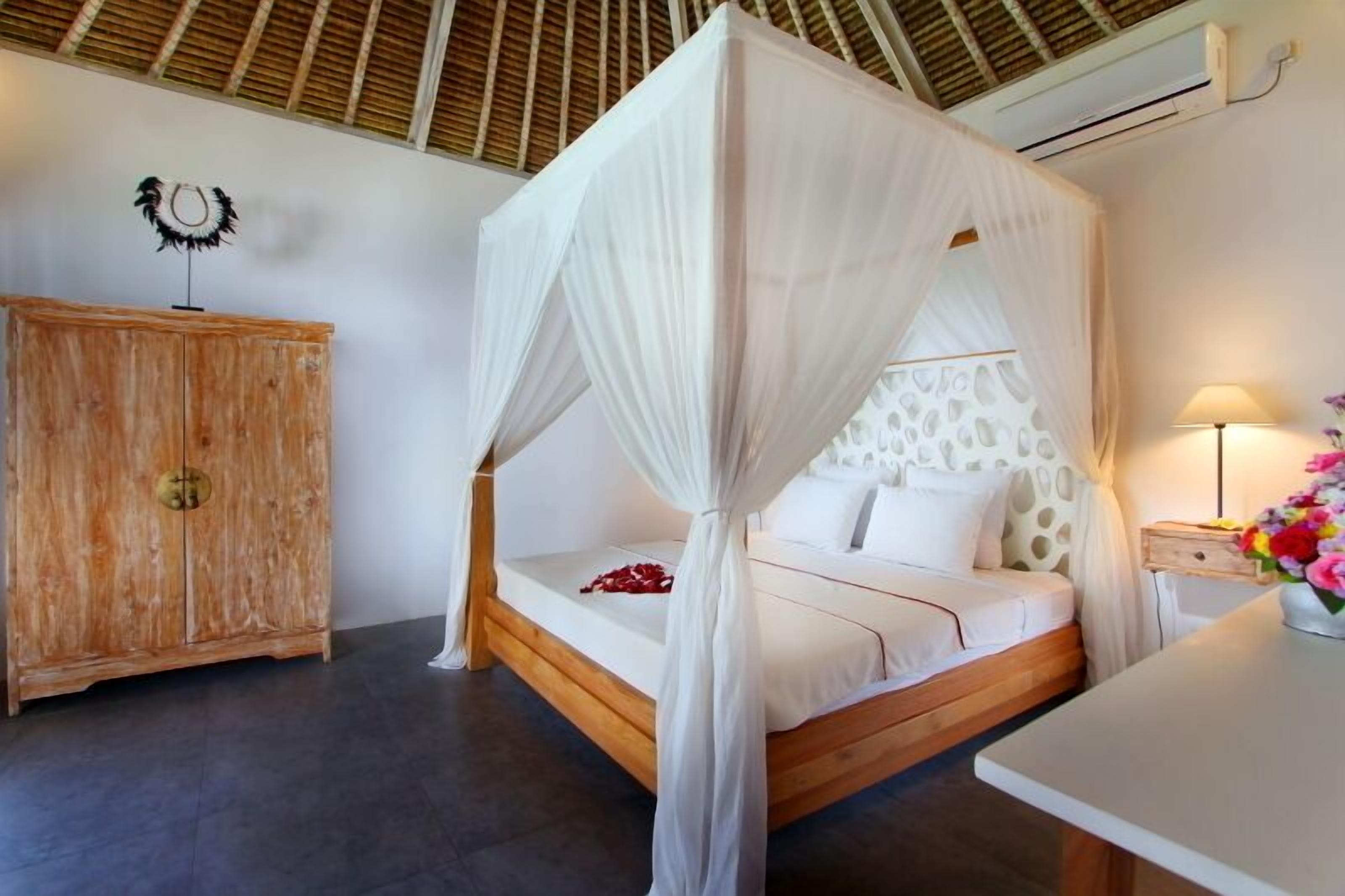 #D11 Oberoi 800m Beach Central Seminyak villa