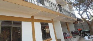 Exterior - Coronation Hotel (Hoima)