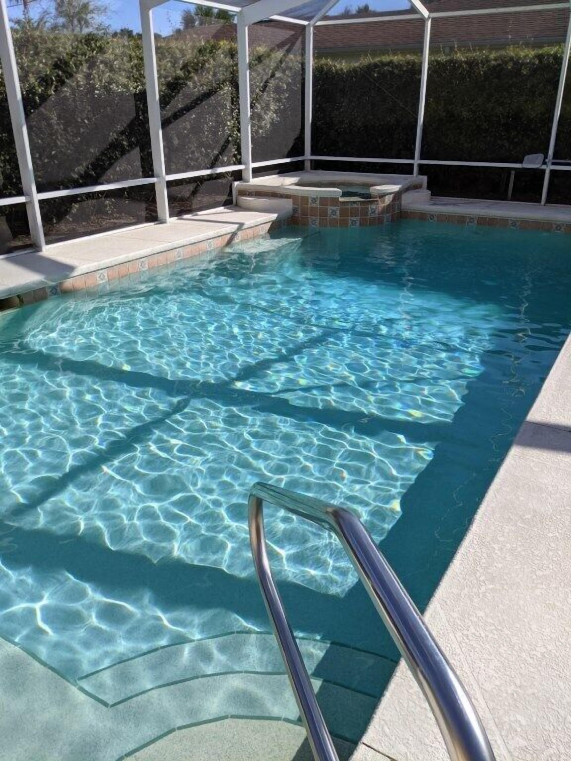 Spacious 4-bedroom villa with pool