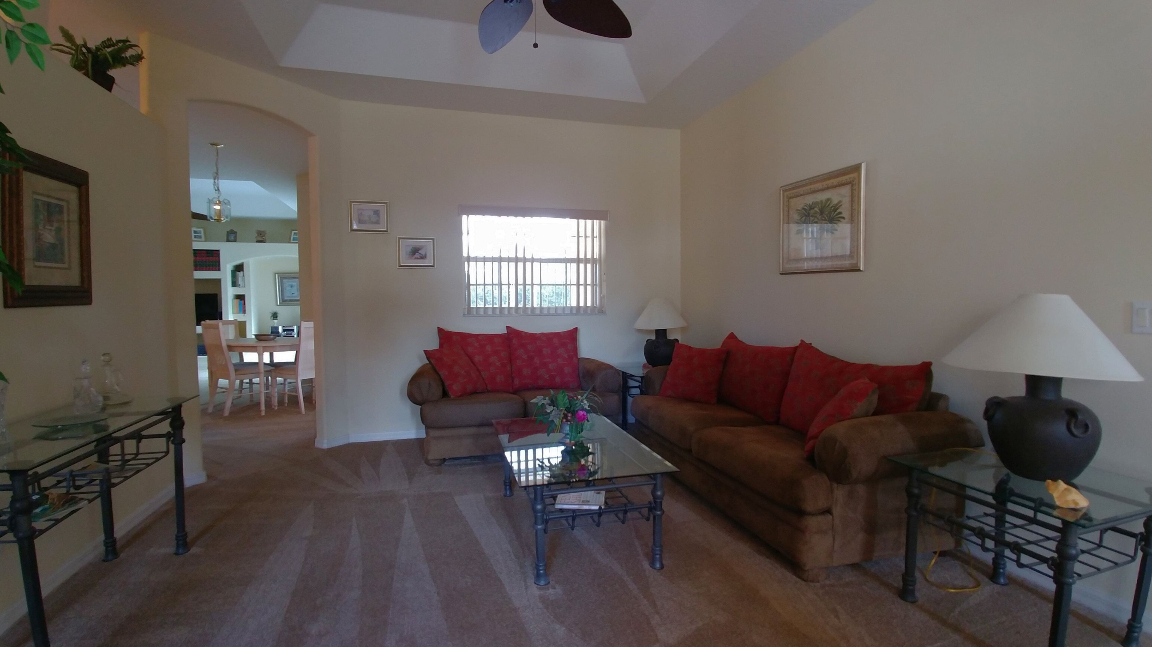 Spacious 4-bedroom villa with pool