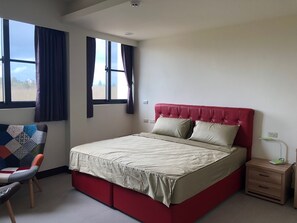 Family Room, Multiple Beds, Non Smoking | Desk, free WiFi, bed sheets - Hygge House (Magong)