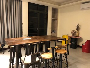 매일 현지식 무료 아침 식사 포함