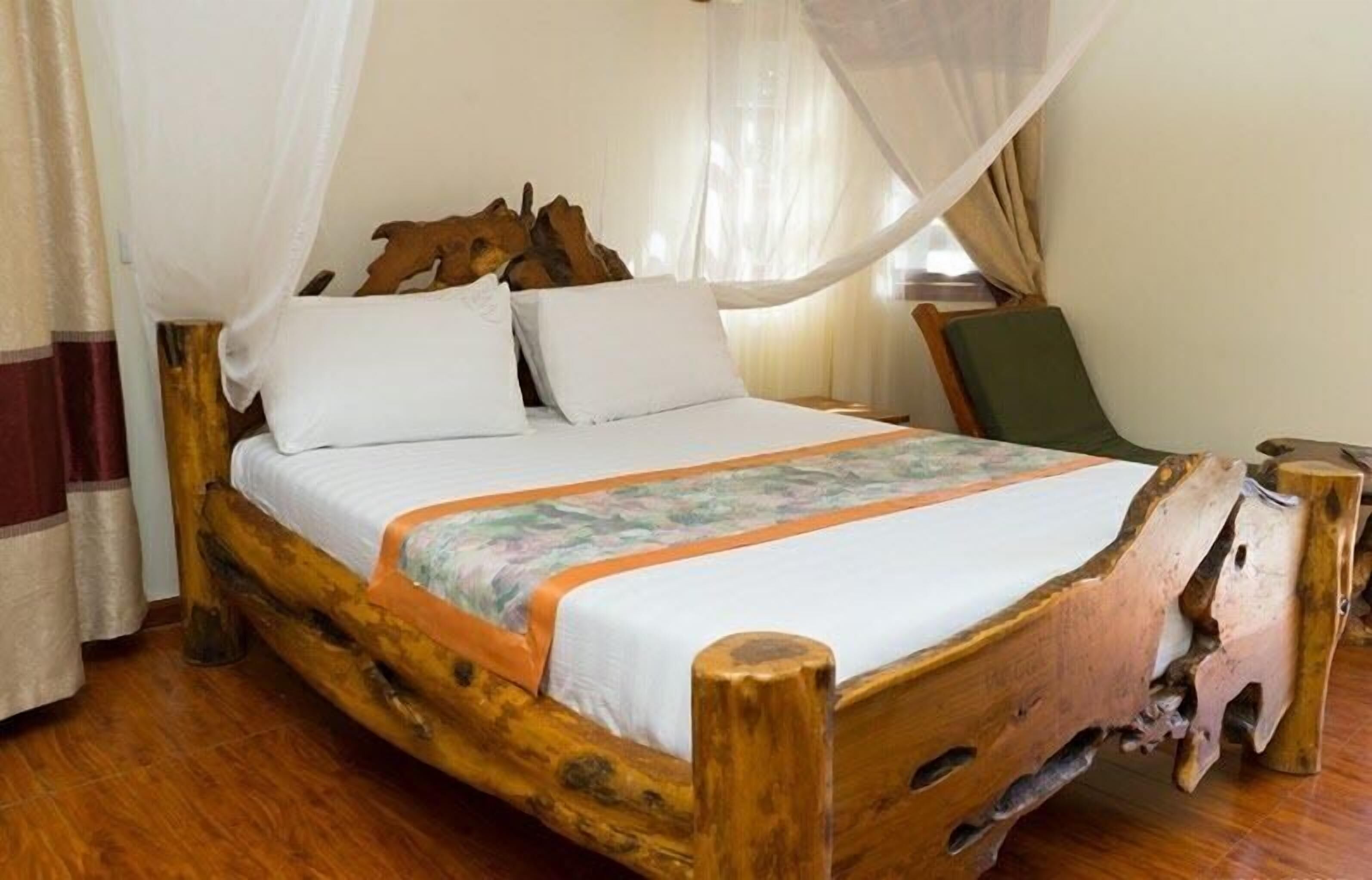 Premium bedding, memory foam beds, in-room safe, individually decorated