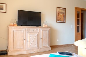 Interior - Fabulous Sea Views, Wi Fi, Walk to Restaurants and to Luz Blue Flag Beach  (Luz)