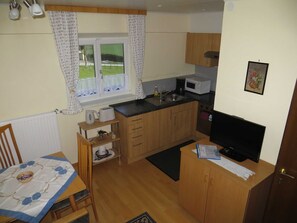 Fridge, microwave, oven