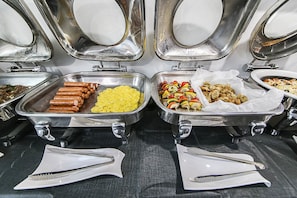 Ilmainen päivittäinen buffetaamiainen