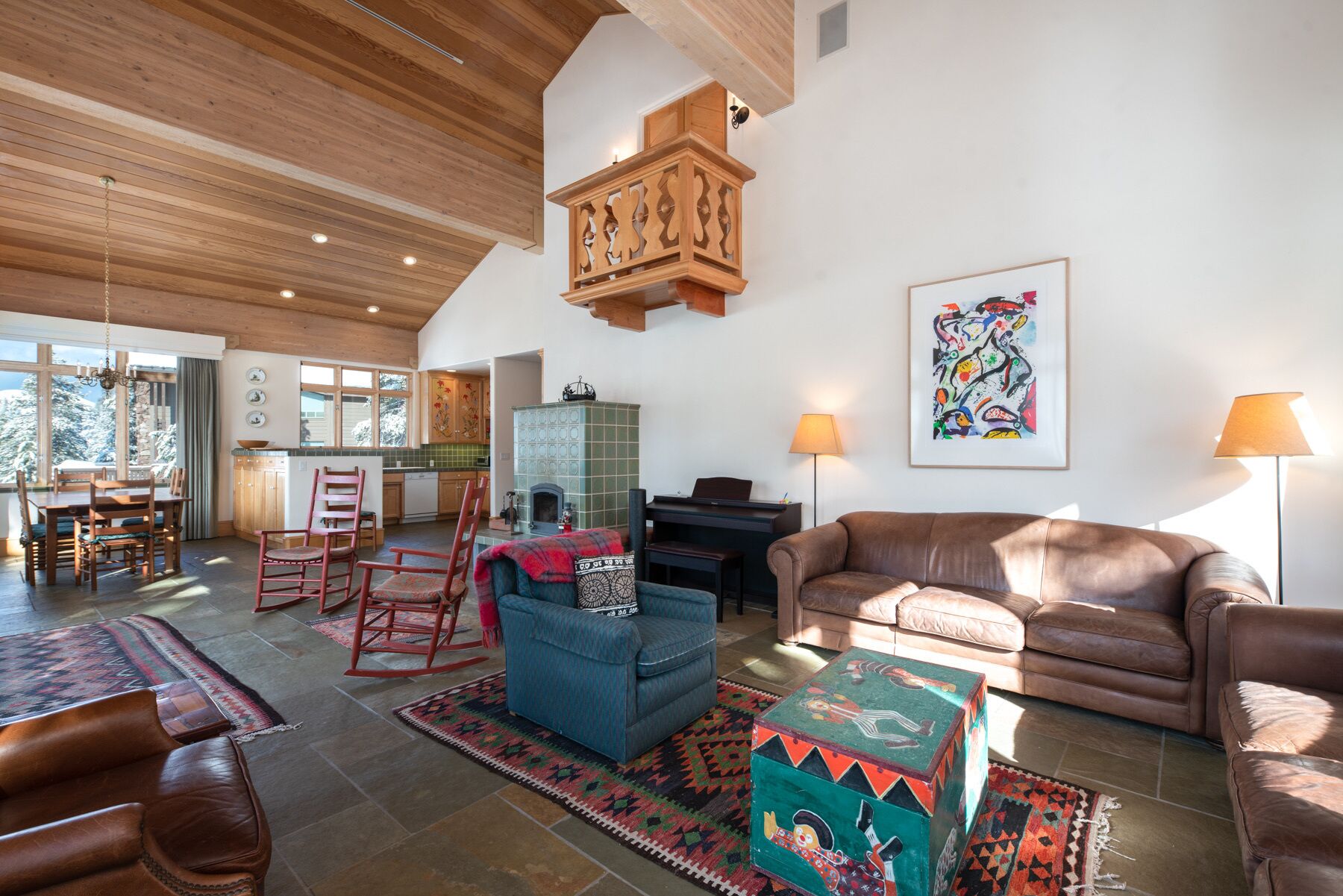 Alpine Chalet – Modern, Spacious Mountain Charm In Kirkwood East Meadows