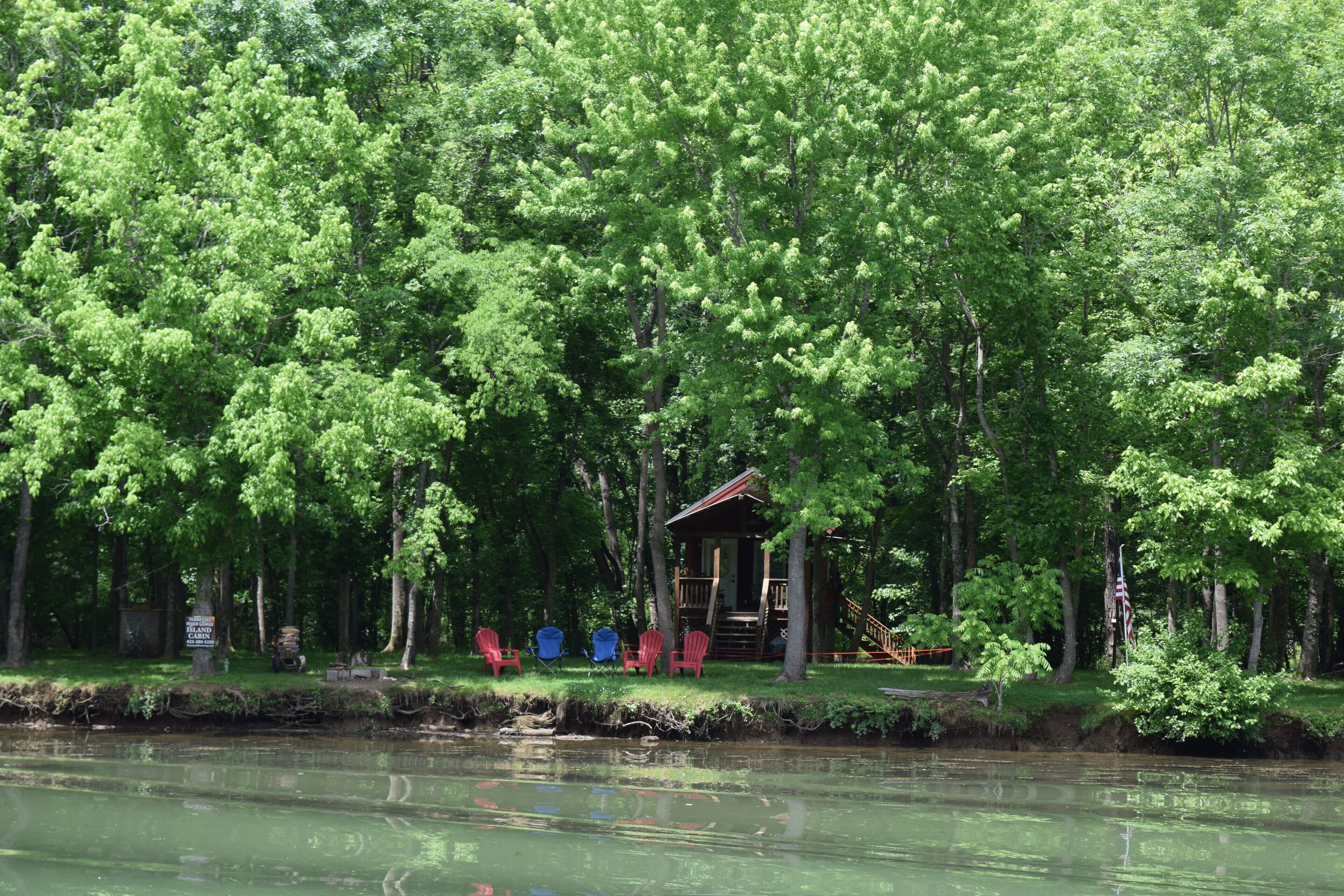 Tennessee River Gorge Island Cabin