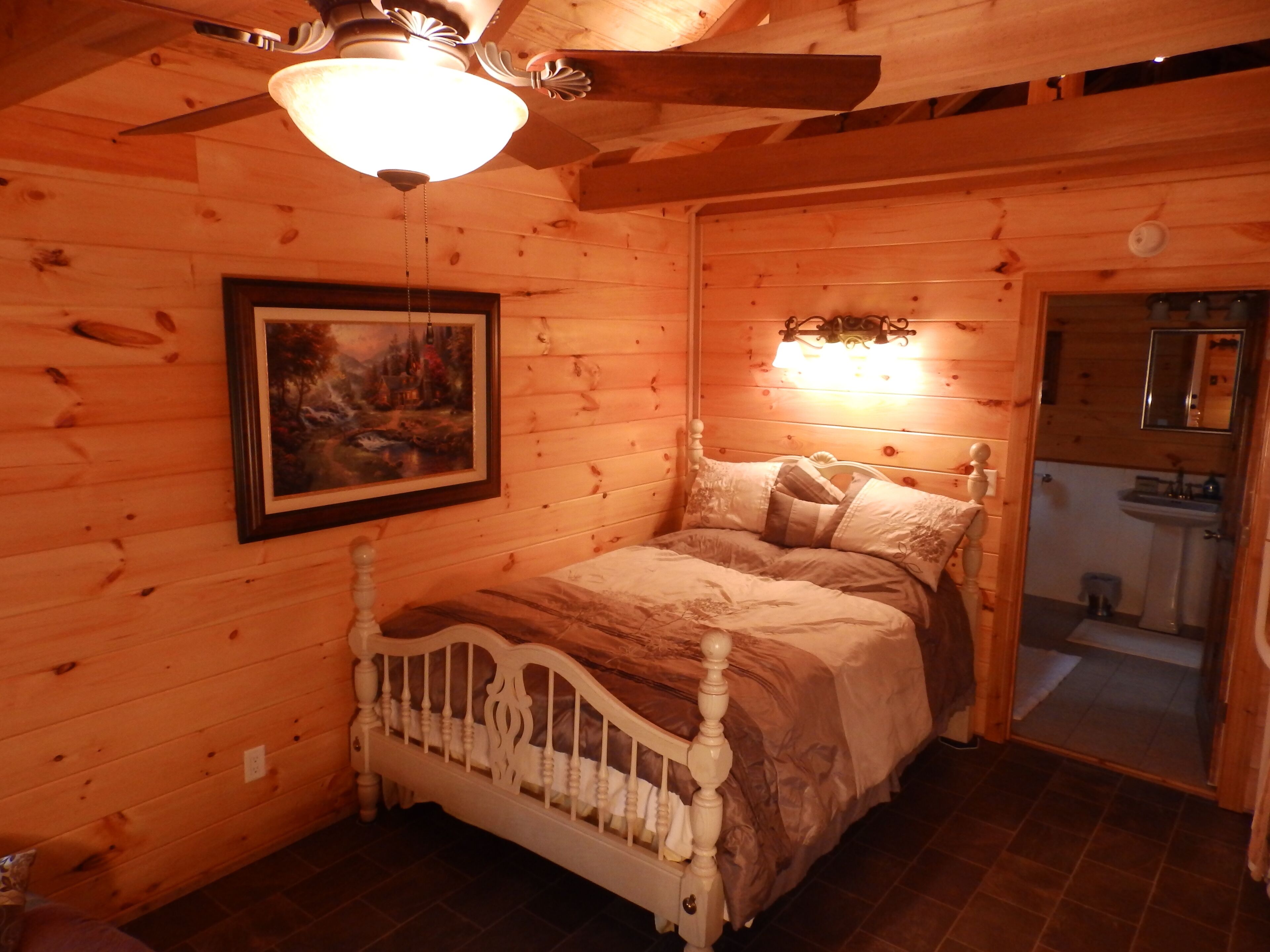 Tennessee River Gorge Island Cabin®  Pool,  Stay 3 nights 4th Free!