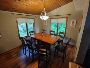 تناول الطعام