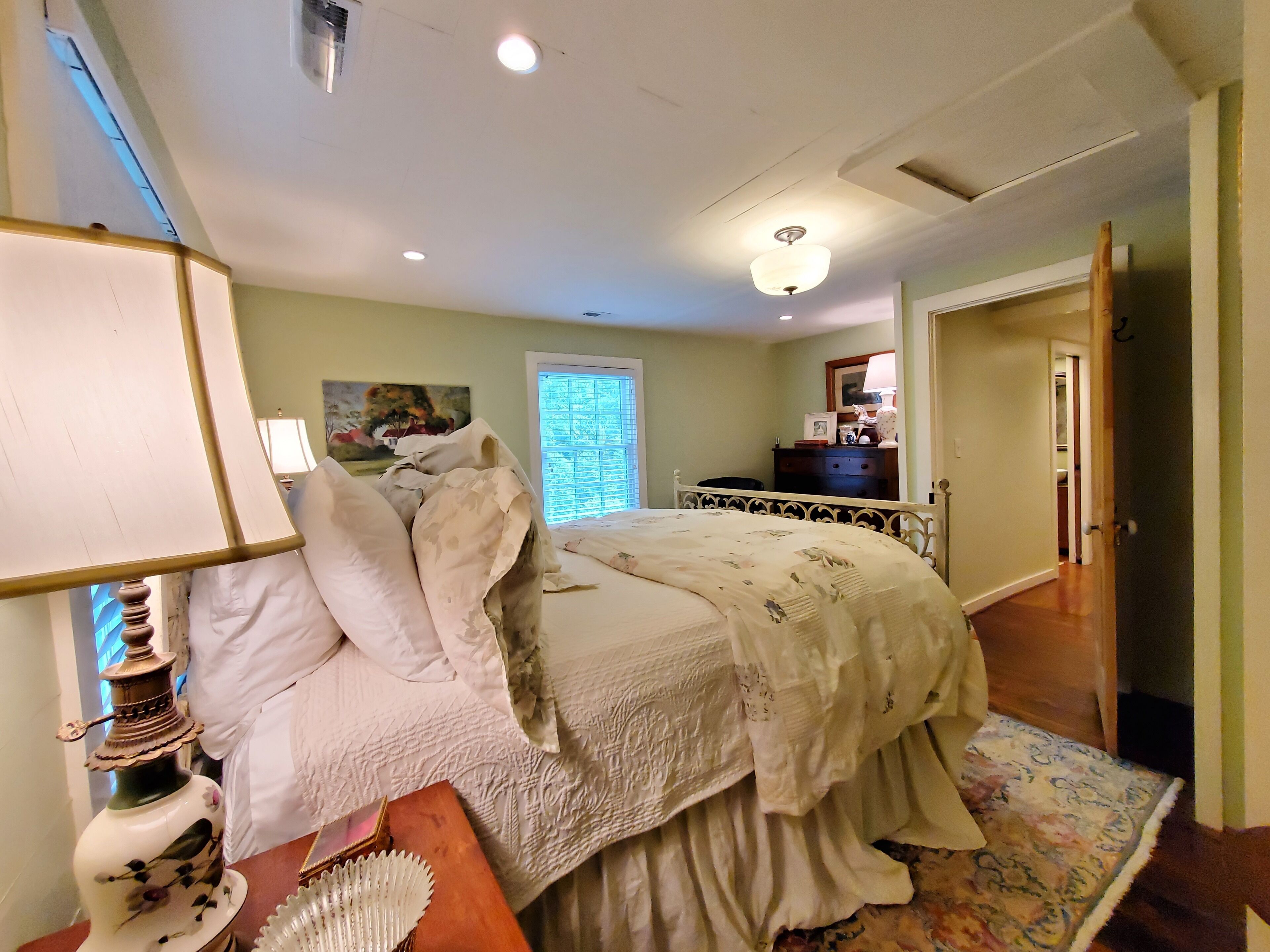 Sugar Camp Farmhouse In The Blue Ridge Mountians Of Virginia